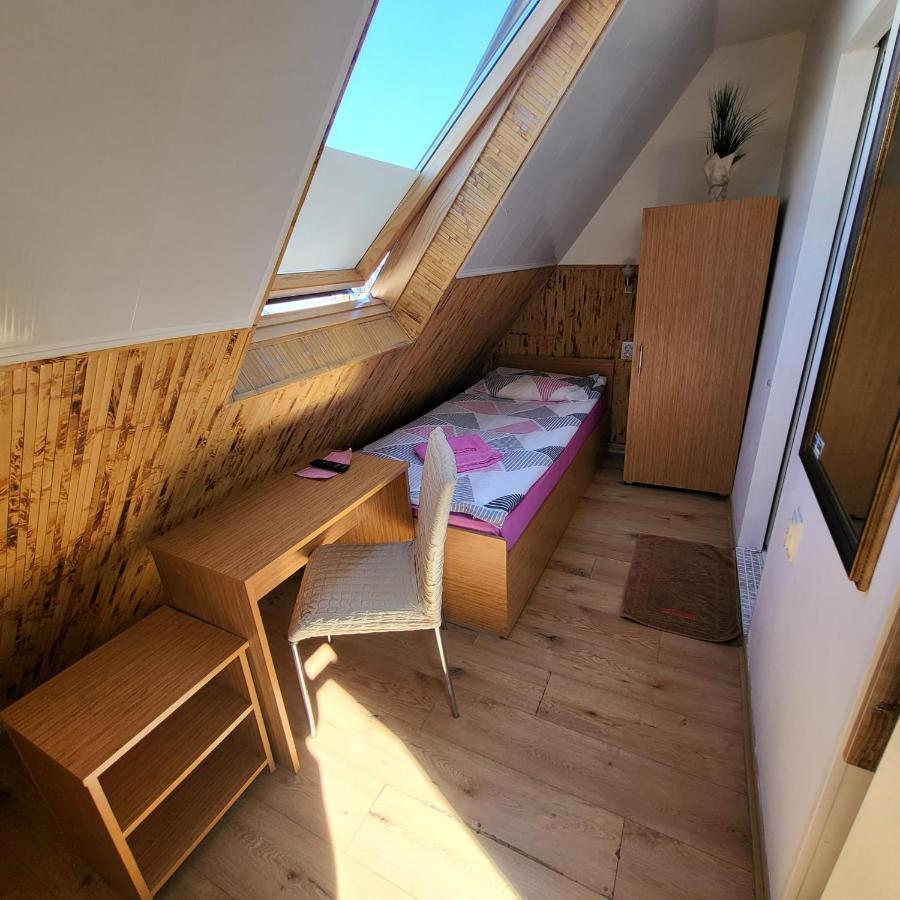 Pension Haus Baron 1 Neckarau MHG Exterior foto
